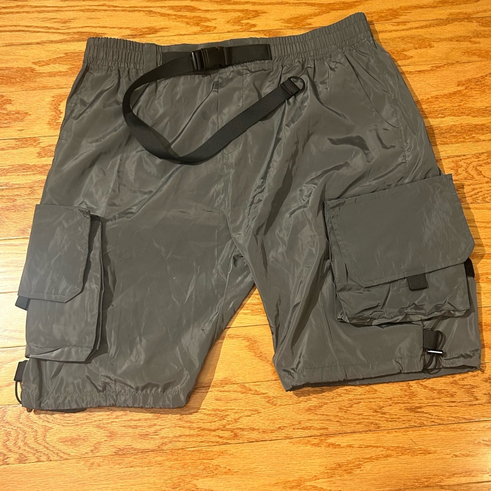 Men's Gray Cargo Shorts